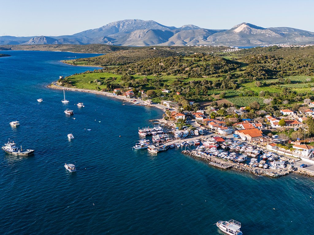 İzmir Çeşmealtı Bölge Emlak Ofisi